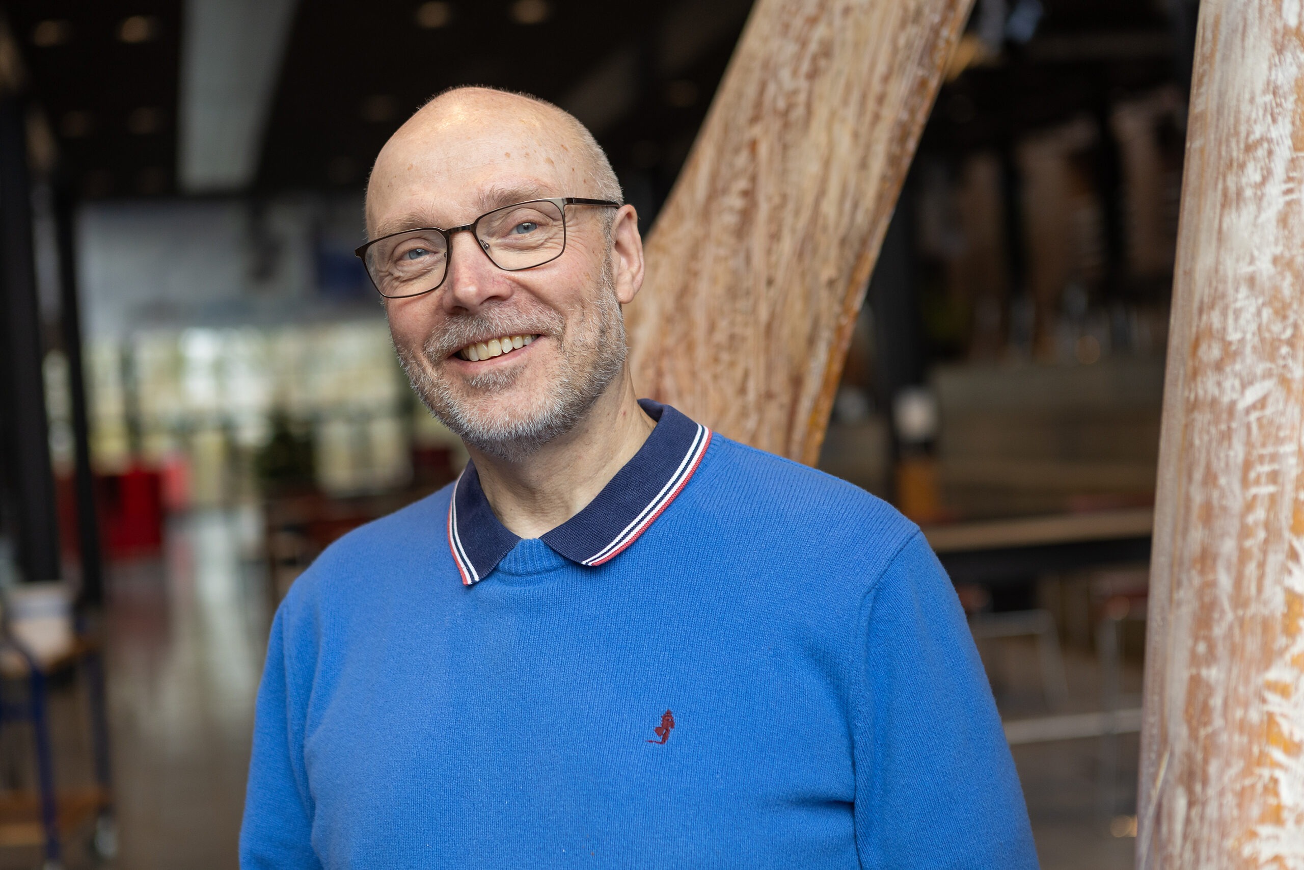 De små udkantsgymnasier bør sikres med en stabil finansieringsmodel fx med et bundtilskud, som ikke er elevafhængigt, mener Mikkjal Helmsdal, som er rektor på Fjerritslev Gymnasium.